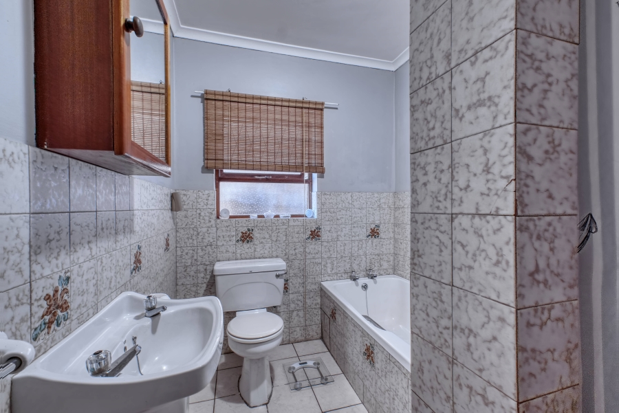 3 Bedroom Property for Sale in Lorraine Manor Eastern Cape